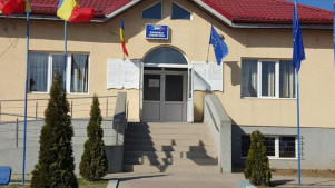 Site gestionat de administraţia publică locală din Primaria DESA